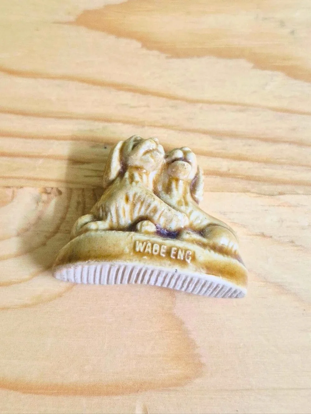 Vintage Wade of England Porcelain Figurine Two Puppies Cuddling Whimsies